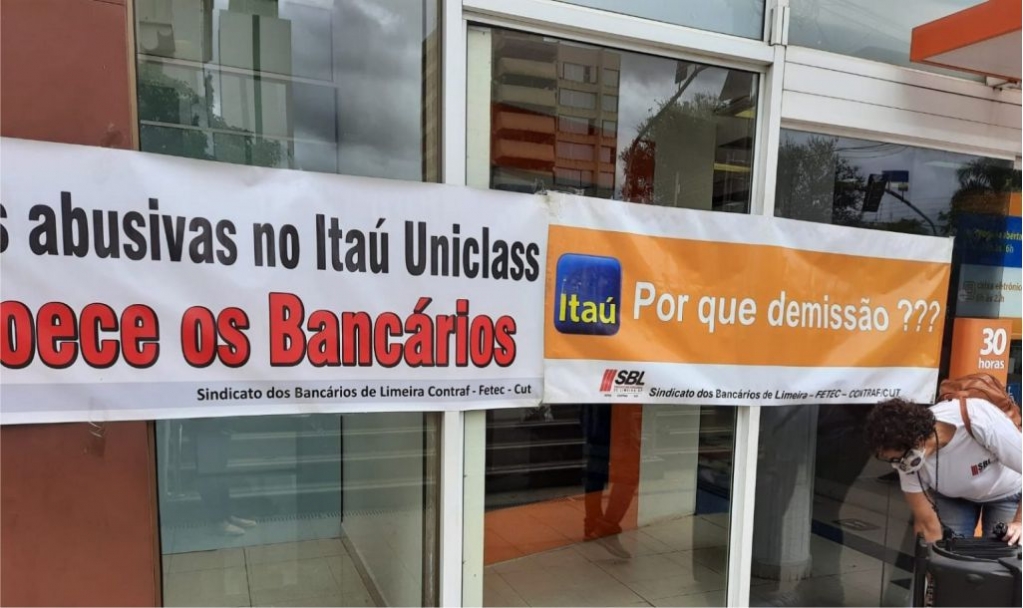 Sindicato dos Banc�arios de Presidente Prudente - Bancários protestam contra demissões no Itaú