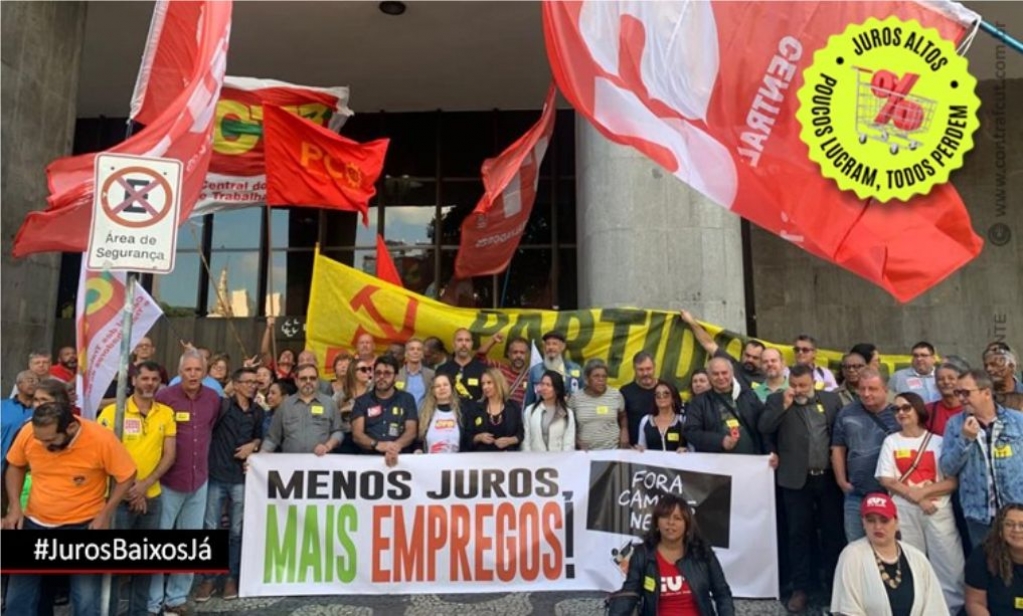 Sindicato dos Banc�arios de Presidente Prudente - Após intensa pressão, Copom anuncia queda de Selic para 13,25%