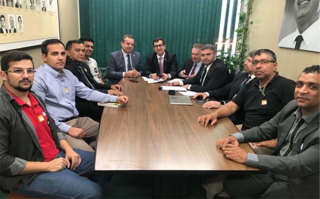 Sindicato dos Banc�arios de Presidente Prudente - Projeto de Lei visa proteger empresas públicas