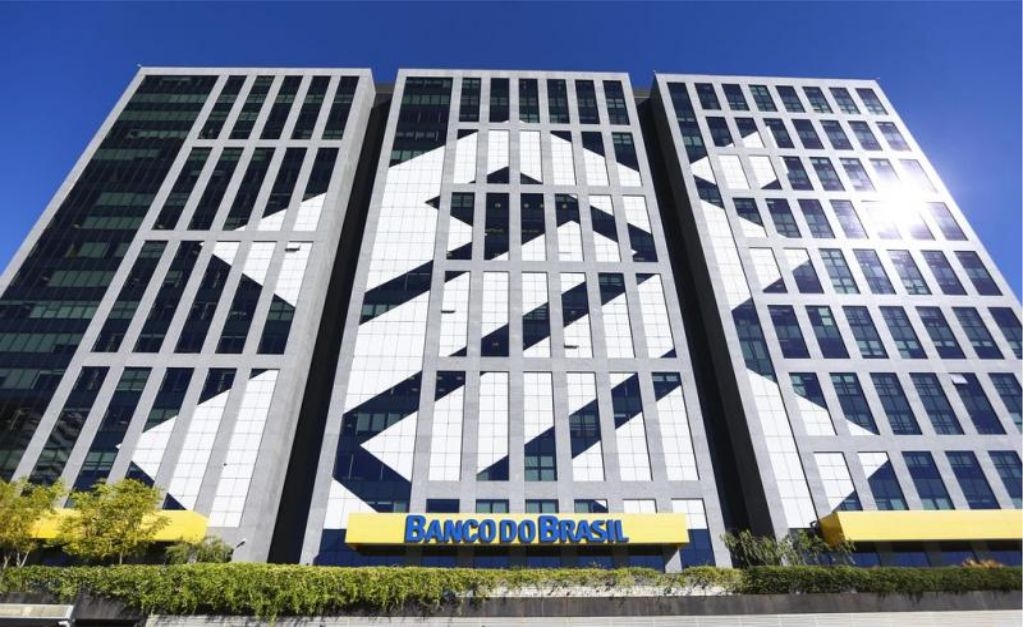 Sindicato dos Banc�arios de Presidente Prudente - Desembargadora cassa decisão que determinava home office para áreas administrativas do BB