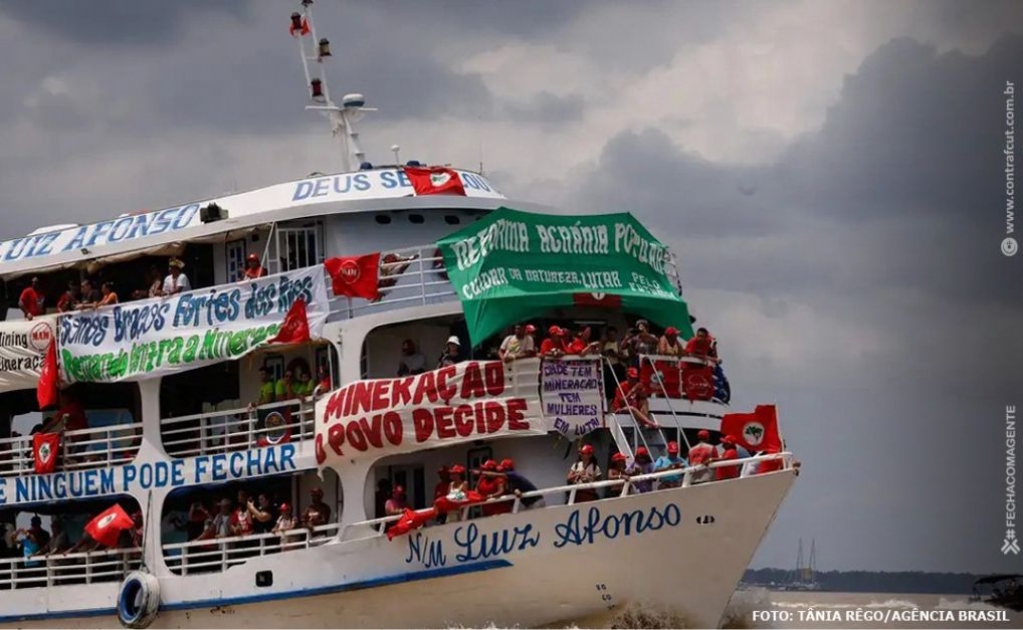 Sindicato dos Banc�arios de Presidente Prudente - Em Belém do Pará, trabalhadores participam de barqueada em ato por justiça climática