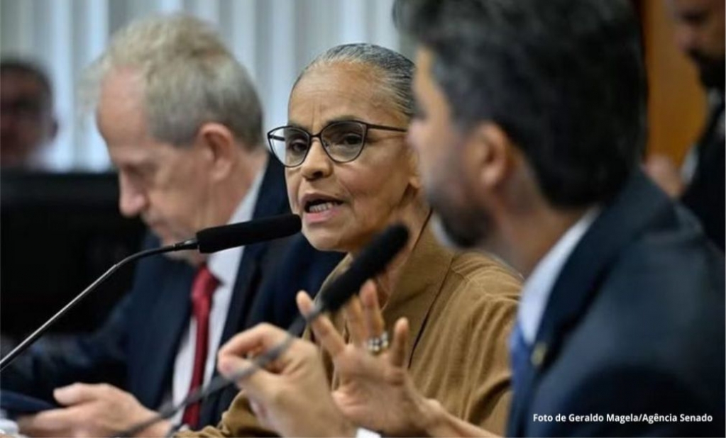 Sindicato dos Banc�arios de Presidente Prudente - Contraf-CUT: “Quando Marina Silva se levantou, levantou-se por todas nós”