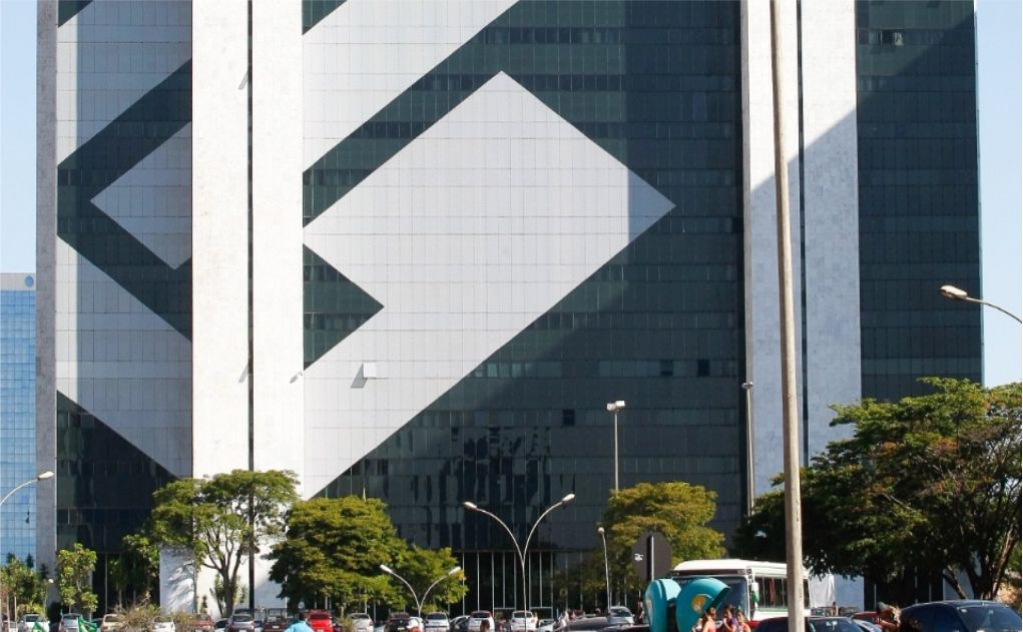 Sindicato dos Banc�arios de Presidente Prudente - “Aposentados e pessoal da ativa têm de estar unidos na defesa do BB”